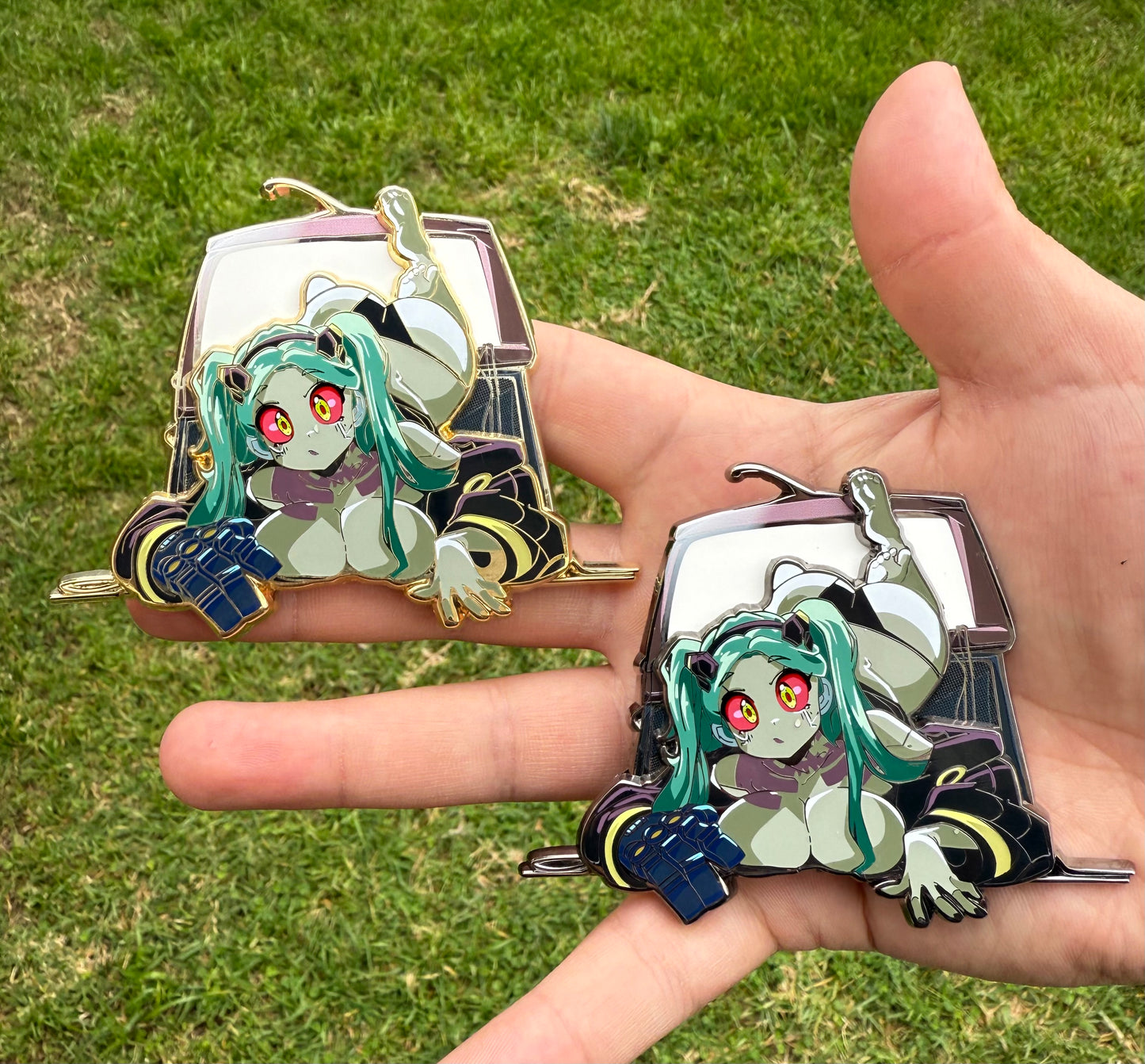 [Alternate] Sadako Becca Pin on Pin (Extras)