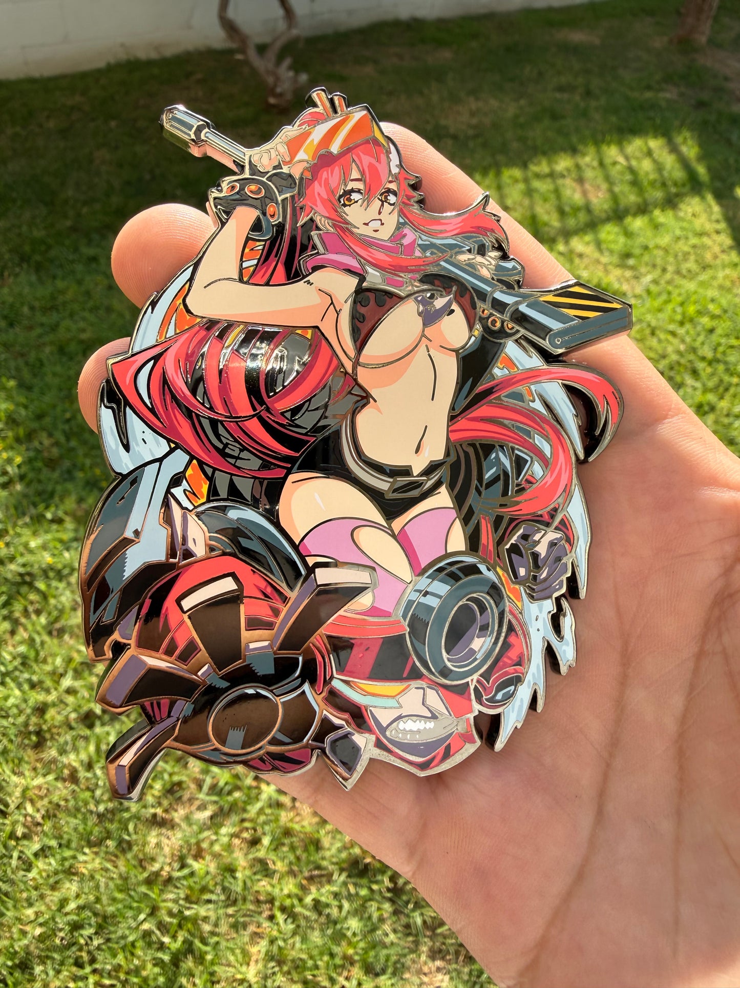 Yoko Pin In-Hand (Extras)