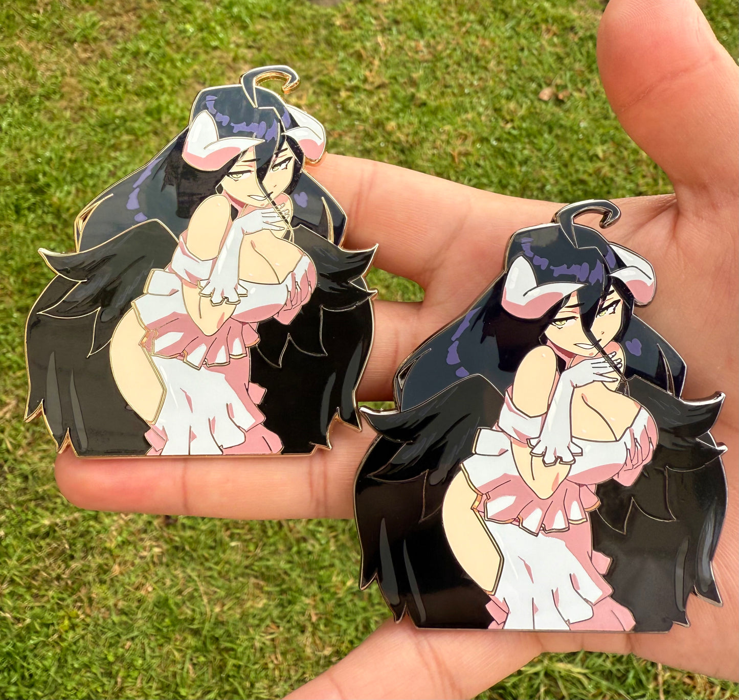 Albedo Pin In-Hand Extras!