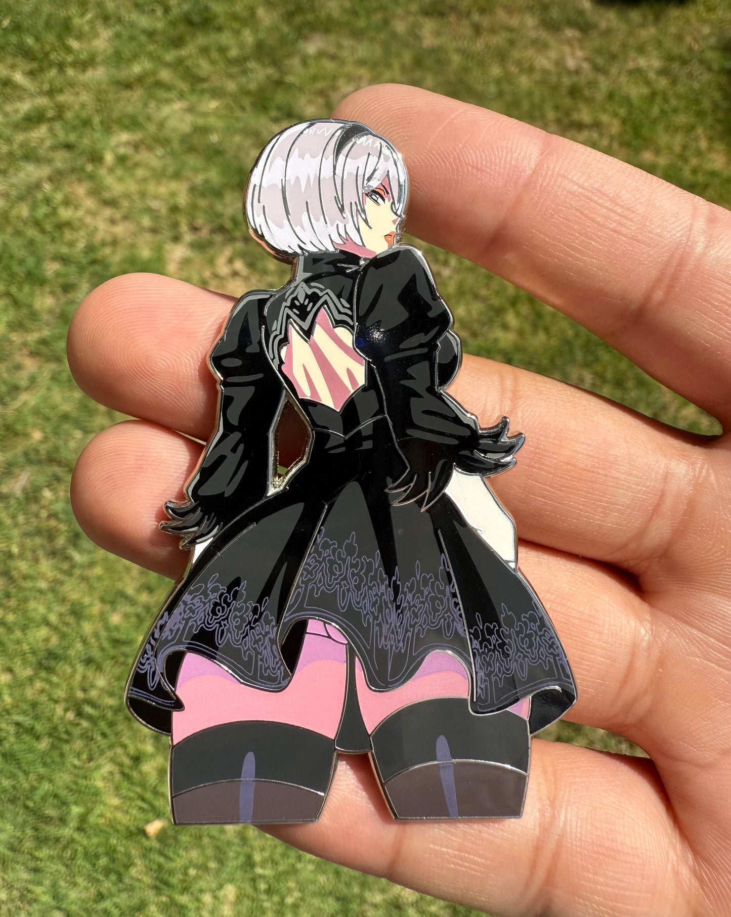 2B (Dress Ver.) Pin (Extras)
