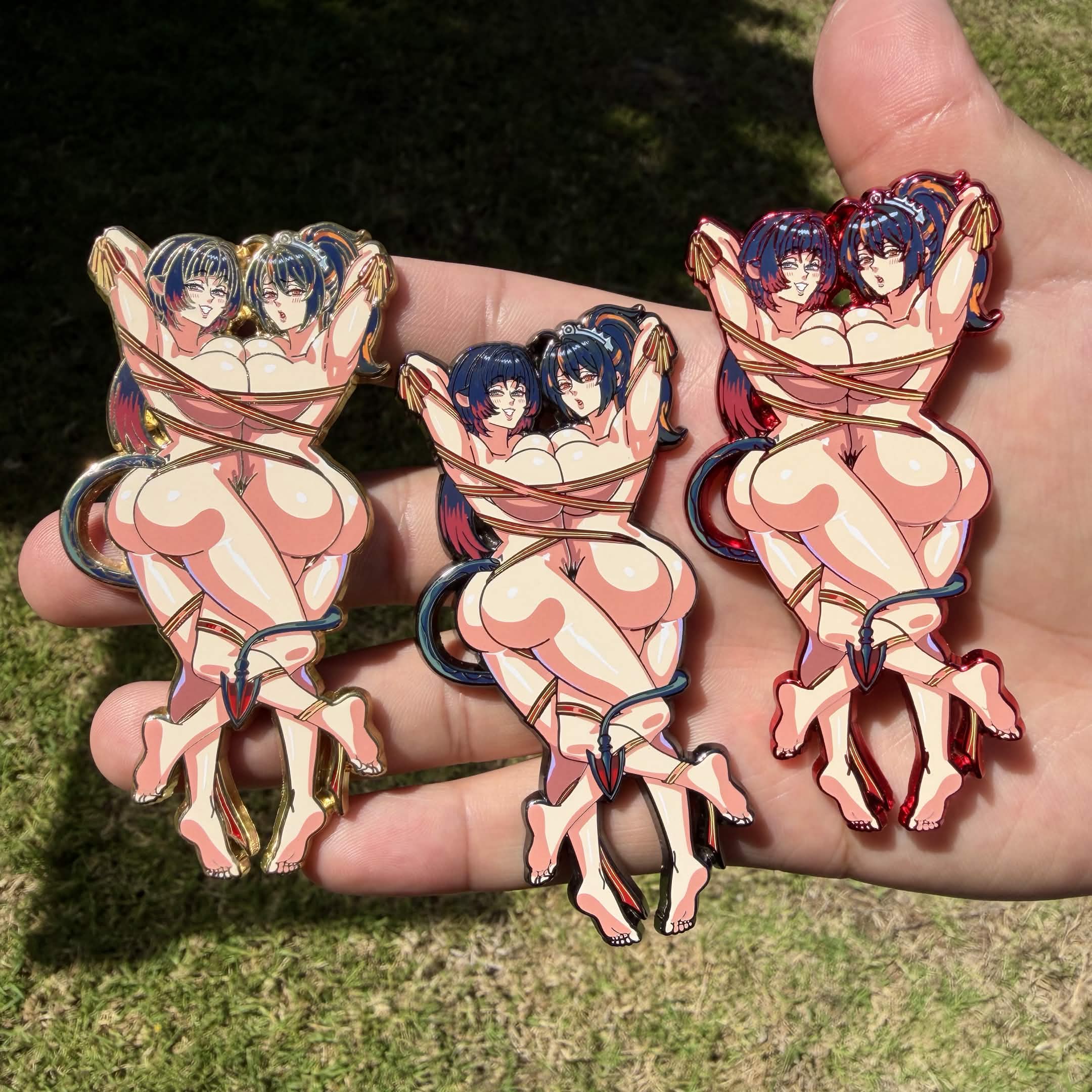 Jane x Zhu Yuan Xmas Pin (Extras)