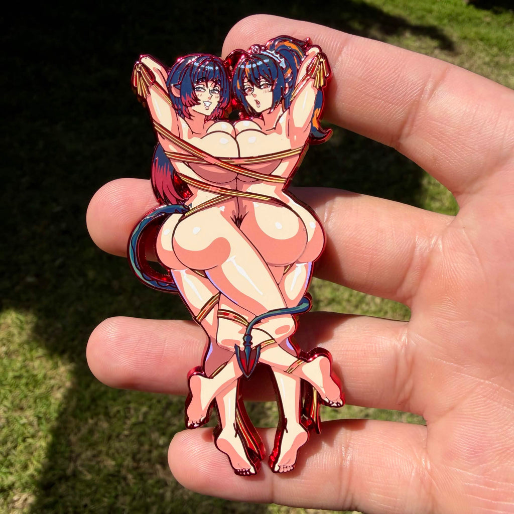Jane x Zhu Yuan Xmas Pin (Extras)