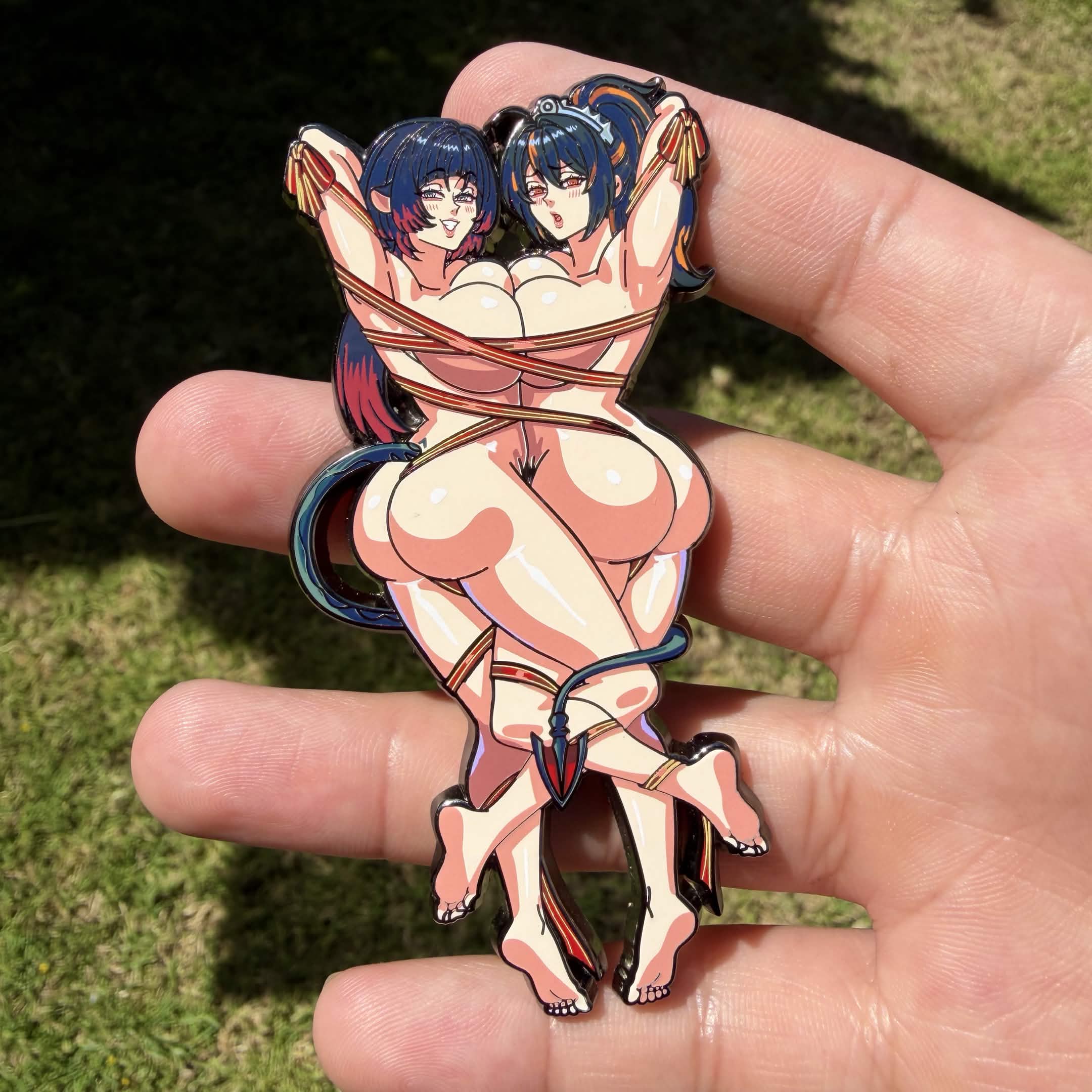 Jane x Zhu Yuan Xmas Pin (Extras)