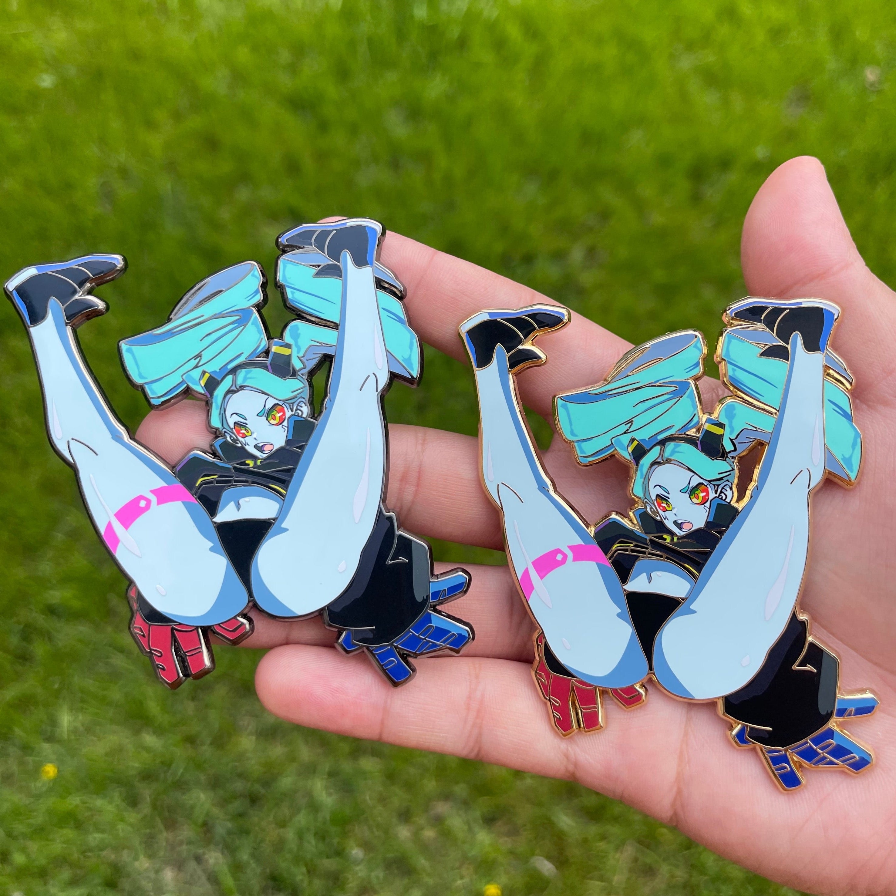 Becca Smash! Pin